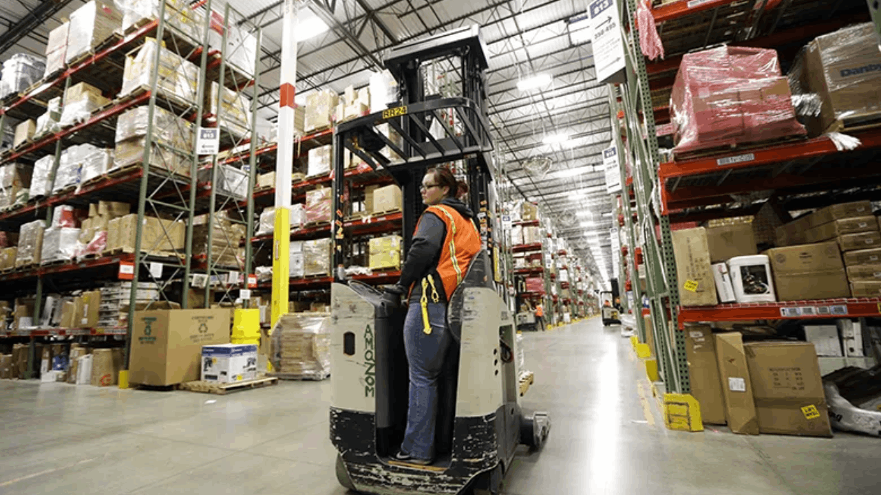 Amazon Warehouse Jobs: Pay Rate, Benefits, and Getting Hired for 2025