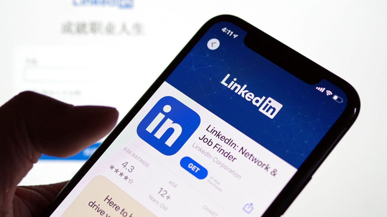 How to Use LinkedIn APP to Nail Your Next Job Interview